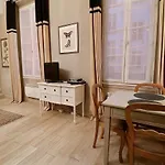 Paris 4Th - The Marais - Roi Sicile
